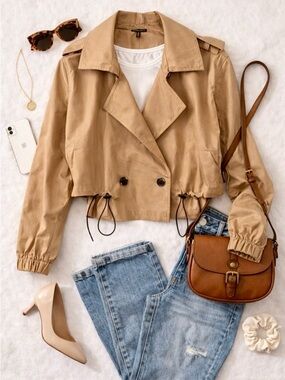 Universal Standard Cropped Trench